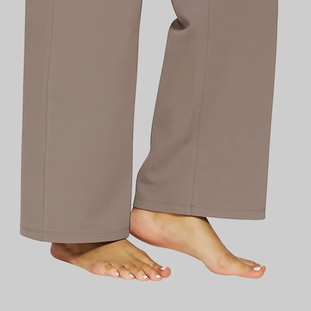 Klara | le pantalon stretch confortable pour chaque femme